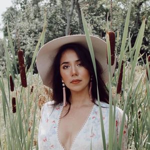 Meet your Posher, Roxana